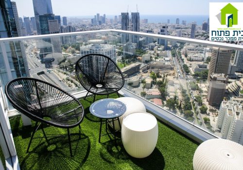 For sale, a huge apartment in the Midtown tower For sale, a huge apartment in the Midtown tower