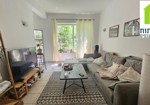 For sale a 2BR apartment in the center of Tel Aviv
