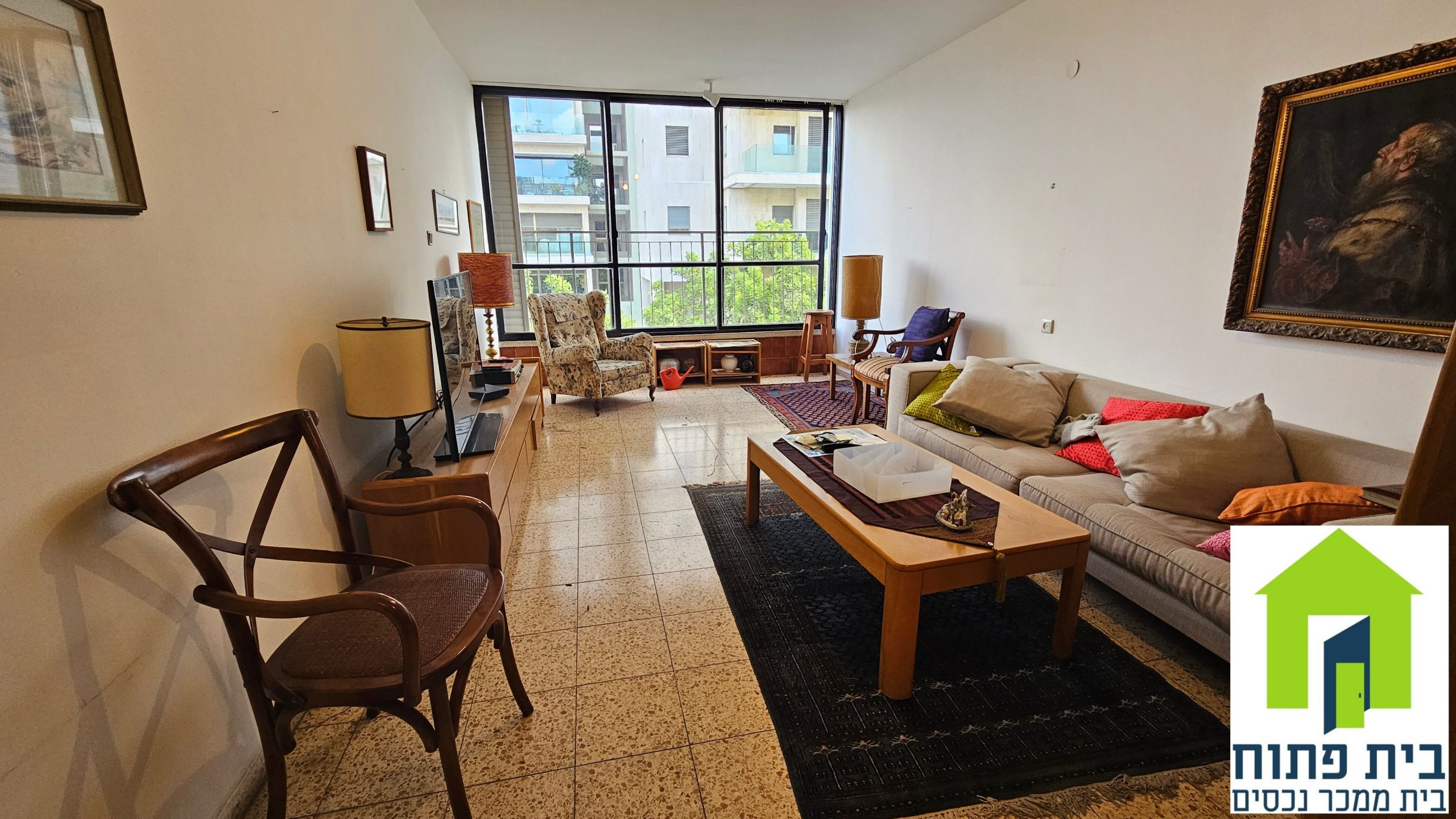 For sale 3-room apartment in the Basel complex For sale 3-room apartment in the Basel complex