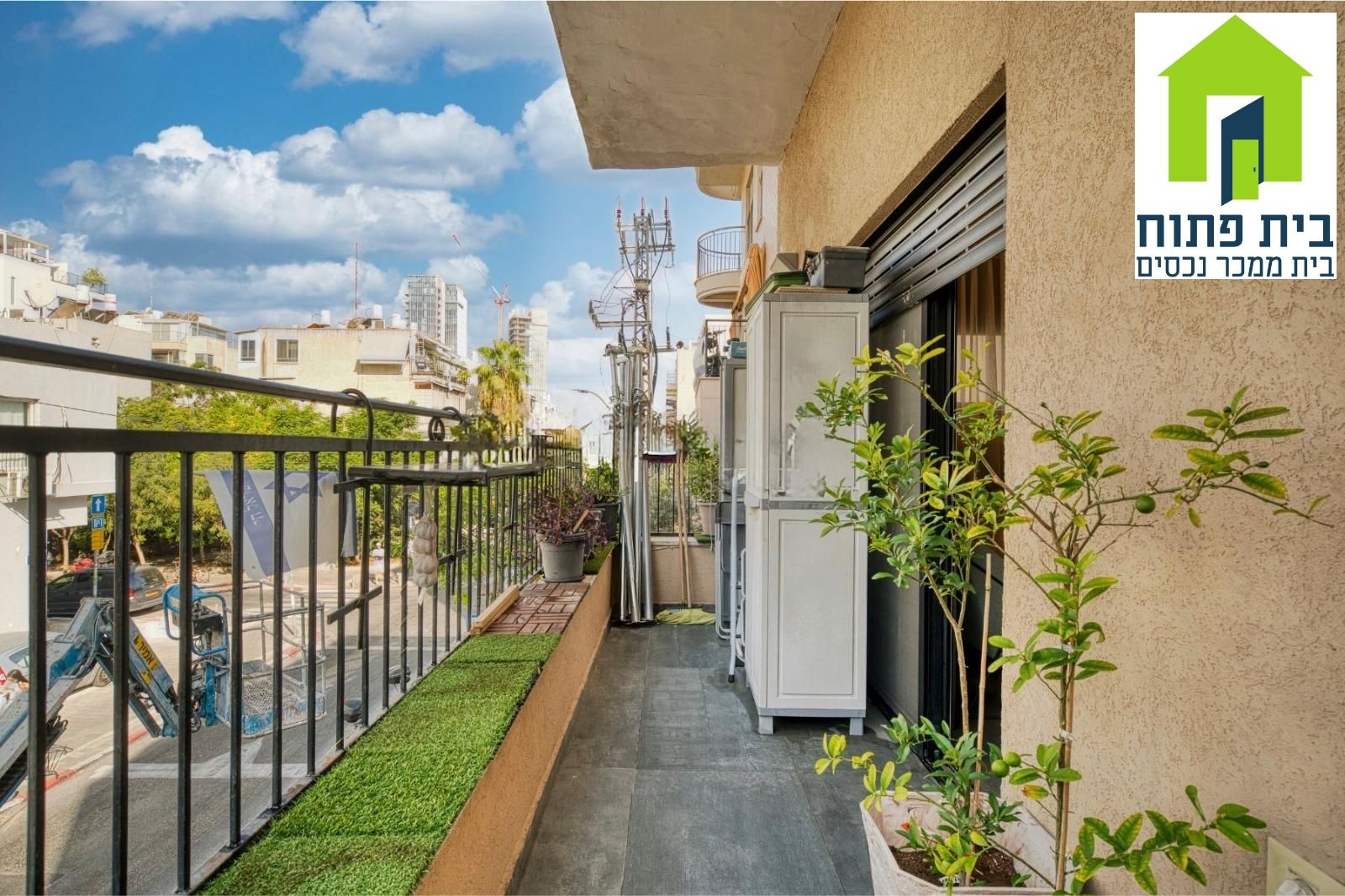 For sale 2-room apartment on Yavetz Street TLV